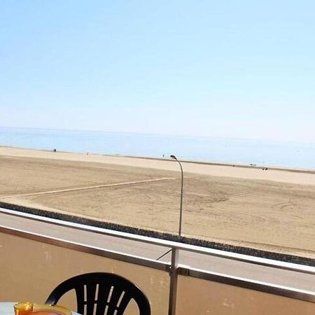 Appartement 3 Pieces Avec Parking, A 10M De La Plage - 6 Couchages - Fr-1-229C-171 Port-la-Nouvelle Luaran gambar
